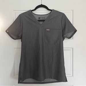 Graphite One Pocket Figs Scrub Top